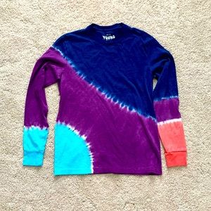 AE tie dye shirt